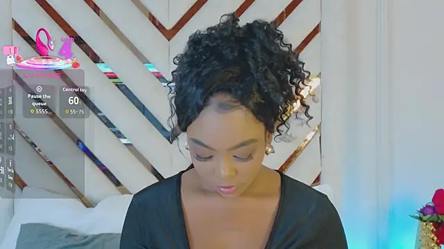 Snapshot of Lola_King chatting on May 2026 03:57:01 AM Lola King online show from May 2026 03:57:01 AM