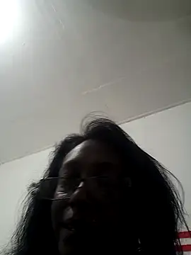 Snapshot of mamakarma1403 chatting on September 2025 12:11:01 AM mamakarma1403 online show from September 2025 12:11:01 AM