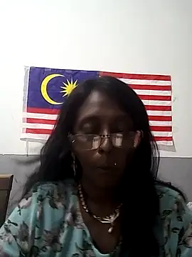 Snapshot of mamakarma1403 chatting on November 2025 01:22:02 PM mamakarma1403 online show from November 2025 01:22:02 PM