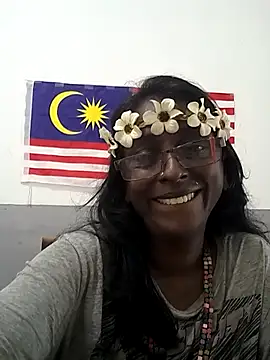 Snapshot of mamakarma1403 chatting on November 2025 04:11:02 AM mamakarma1403 online show from November 2025 04:11:02 AM