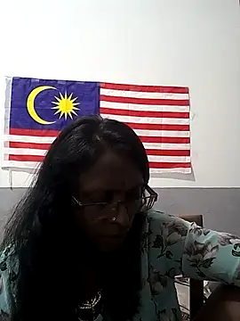 Snapshot of mamakarma1403 chatting on November 2025 01:29:02 PM mamakarma1403 online show from November 2025 01:29:02 PM