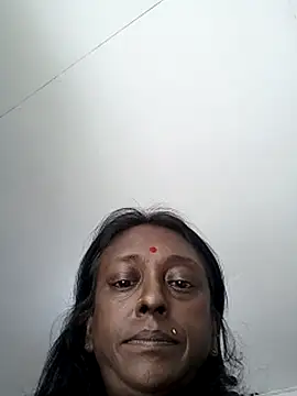 Snapshot of mamakarma1403 chatting on November 2025 01:33:02 AM mamakarma1403 online show from November 2025 01:33:02 AM