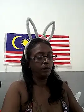 Snapshot of mamakarma1403 chatting on November 2025 02:17:02 AM mamakarma1403 online show from November 2025 02:17:02 AM