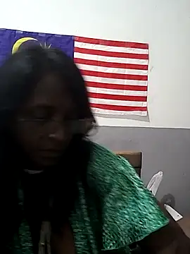 Snapshot of mamakarma1403 chatting on November 2025 01:00:02 PM mamakarma1403 online show from November 2025 01:00:02 PM