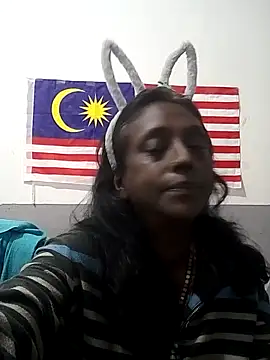 Snapshot of mamakarma1403 chatting on November 2025 05:02:01 PM mamakarma1403 online show from November 2025 05:02:01 PM