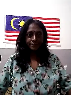 Snapshot of mamakarma1403 chatting on November 2025 01:33:02 PM mamakarma1403 online show from November 2025 01:33:02 PM