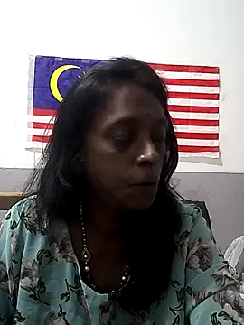 Snapshot of mamakarma1403 chatting on December 2025 02:00:01 PM mamakarma1403 online show from December 2025 02:00:01 PM