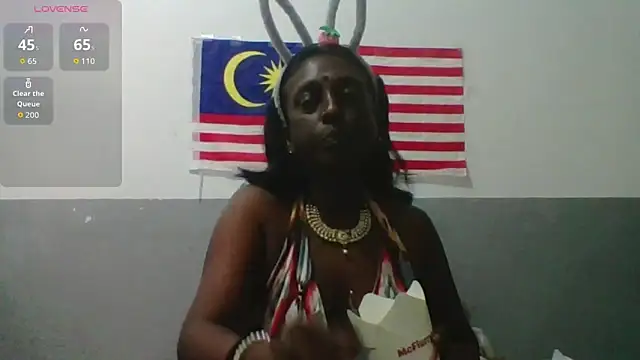 mamakarma1403 online show from February 2026 02:43:01 PM