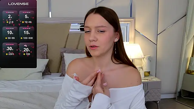 AliceBrayan online show from February 2025 11:57:02 AM