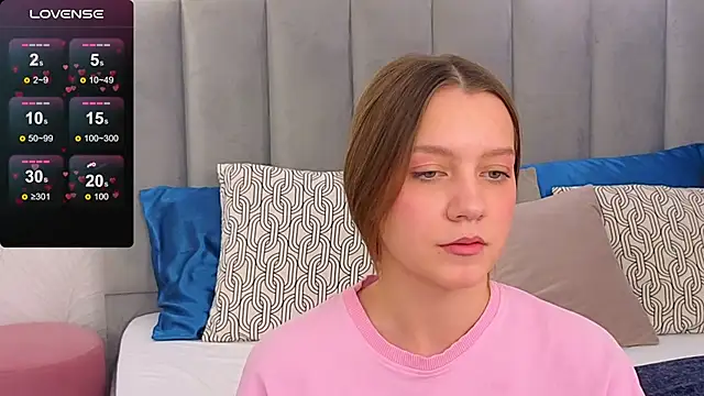 AliceBrayan online show from February 2025 12:09:02 PM