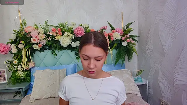 AliceBrayan online show from February 2026 05:07:02 PM