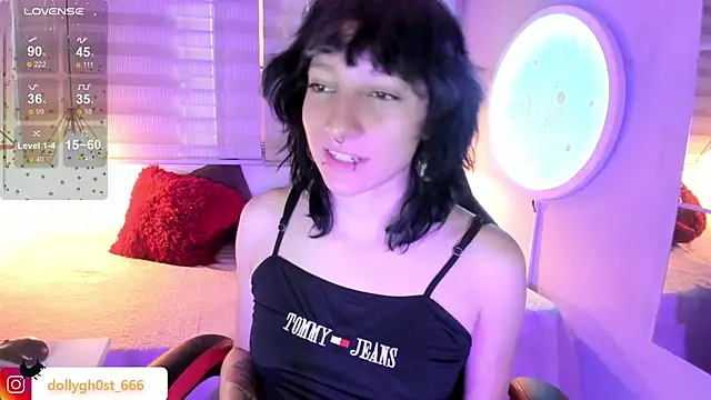 Ghosty Doll online show from April 2026 08:24:02 PM