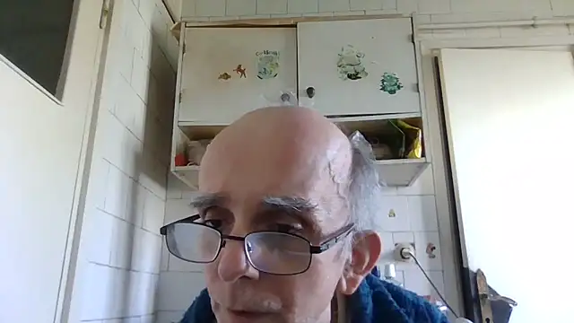 mariusica1xh online show from April 2026 12:19:02 PM