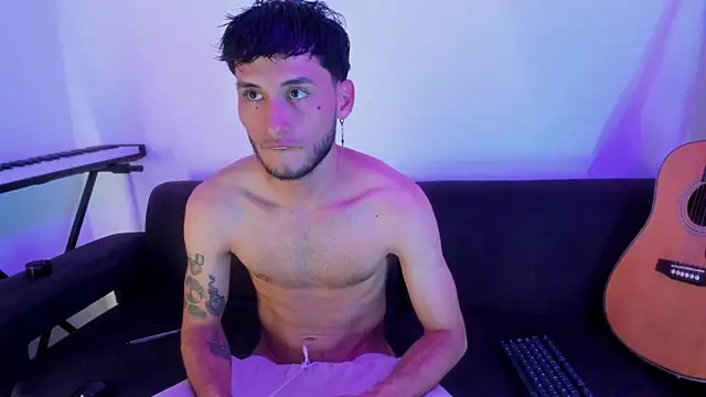 Henrikk senn online show from November 2025 10:52:02 PM