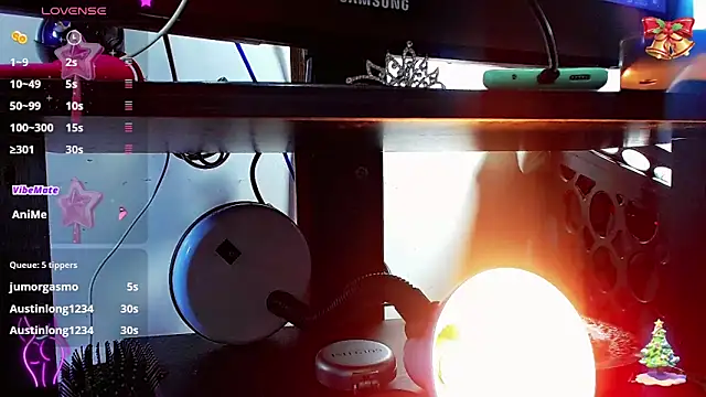 nicol gill  online show from December 2024 04:46:02 PM