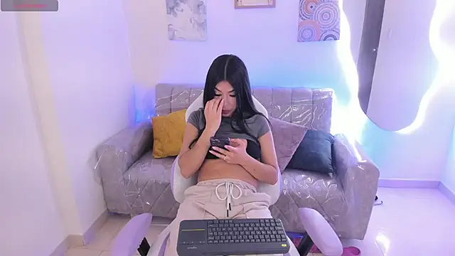 Charlotte cowell sub1  online show from October 2025 04:19:01 PM