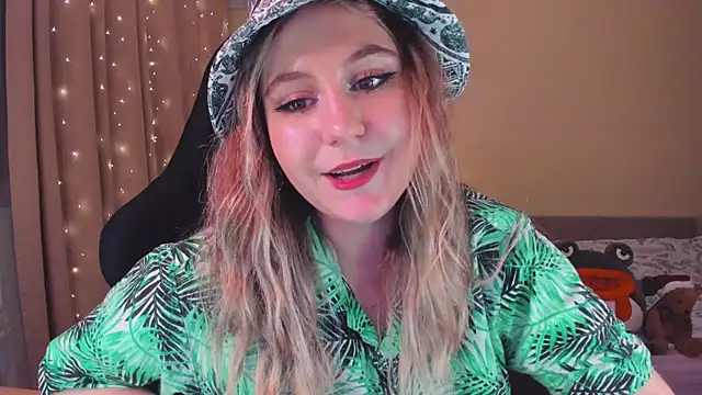 Snapshot of Diana_Flower chatting on December 2024 01:43:02 PM Diana Flower online show from December 2024 01:43:02 PM