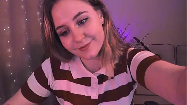 Snapshot of Diana_Flower chatting on February 2025 06:45:01 PM Diana Flower online show from February 2025 06:45:01 PM