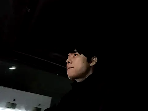 whitebriefboy online show from March 2026 03:53:01 PM