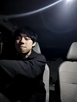 whitebriefboy online show from April 2026 07:27:01 PM