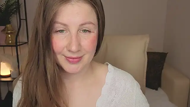 Snapshot of Helens_love chatting on June 2026 01:45:01 AM Helens love online show from June 2026 01:45:01 AM