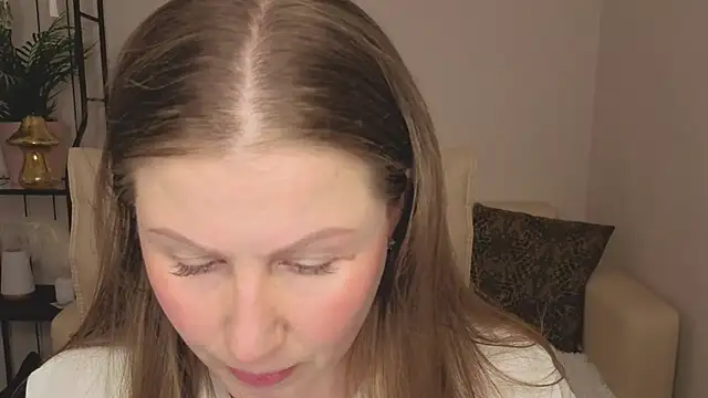 Snapshot of Helens_love chatting on June 2026 03:29:02 AM Helens love online show from June 2026 03:29:02 AM
