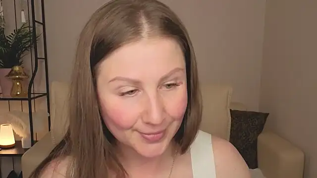 Snapshot of Helens_love chatting on June 2026 05:23:02 AM Helens love online show from June 2026 05:23:02 AM