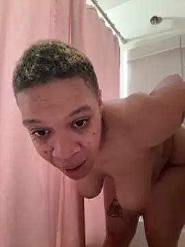 SexyHoneyRedd online show from February 2026 01:27:02 PM