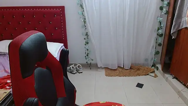 helenca43 online show from January 2026 11:15:02 AM