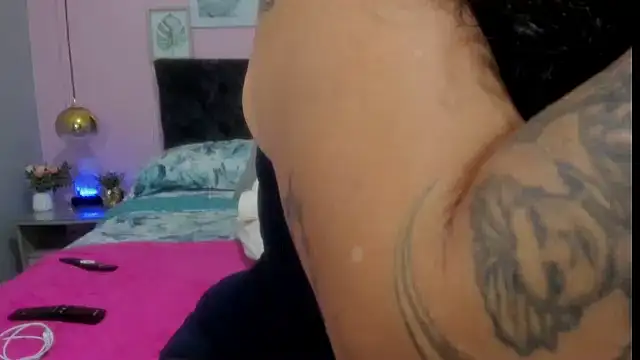 Snapshot of valeriasexxx chatting on February 2025 08:26:02 AM valeriasexxx online show from February 2025 08:26:02 AM