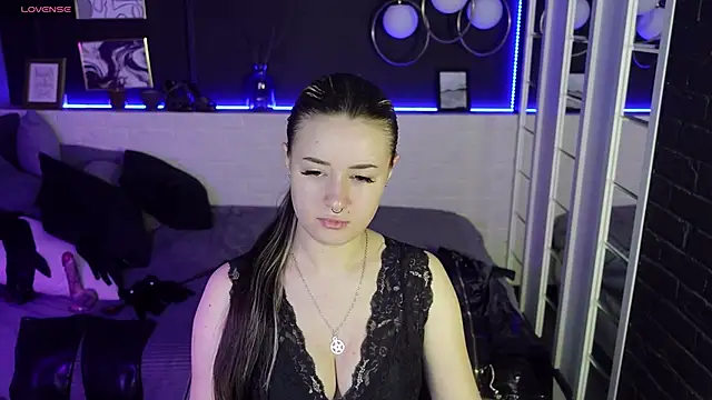 Snapshot of Lily_Moonlight chatting on February 2025 07:34:02 AM Lily Moonlight online show from February 2025 07:34:02 AM