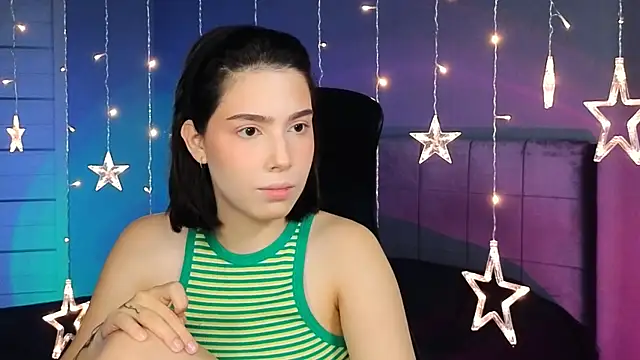 Stacy Gonzales  online show from October 2025 10:25:01 AM