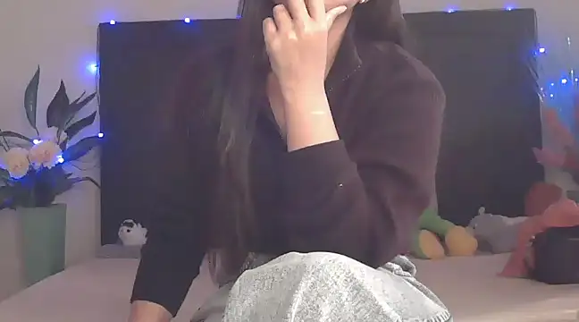 Snapshot of WildRuhi20 chatting on March 2025 11:17:01 AM WildRuhi20 online show from March 2025 11:17:01 AM