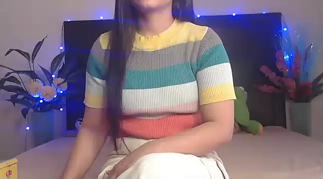 Snapshot of WildRuhi20 chatting on March 2025 10:05:02 AM WildRuhi20 online show from March 2025 10:05:02 AM