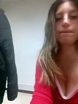 Snapshot of GiaRoussel chatting on December 2025 09:09:02 PM GiaRoussel online show from December 2025 09:09:02 PM