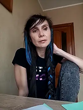 Snapshot of Francenia_lolis chatting on November 2025 09:21:02 AM Francenia lolis online show from November 2025 09:21:02 AM