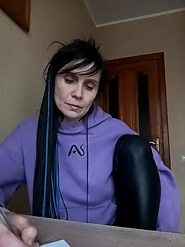 Snapshot of Francenia_lolis chatting on November 2025 08:50:02 AM Francenia lolis online show from November 2025 08:50:02 AM