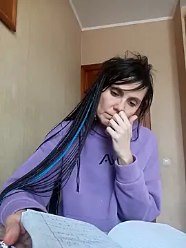 Francenia lolis online show from February 2026 11:20:01 AM