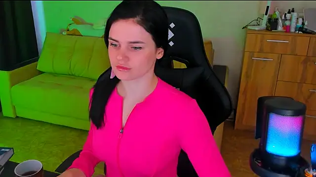 Lora Cain online show from March 2025 05:33:02 AM