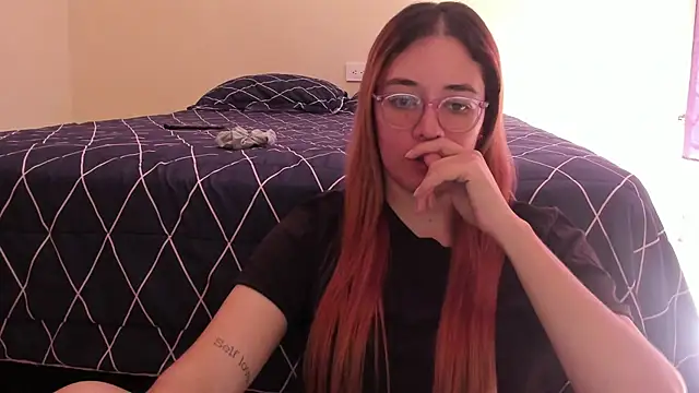 Snapshot of atenas_05_ chatting on May 2026 01:51:02 PM atenas 05 online show from May 2026 01:51:02 PM