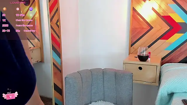 Snapshot of NaiirobiSwan chatting on December 2025 08:15:01 PM NaiirobiSwan online show from December 2025 08:15:01 PM