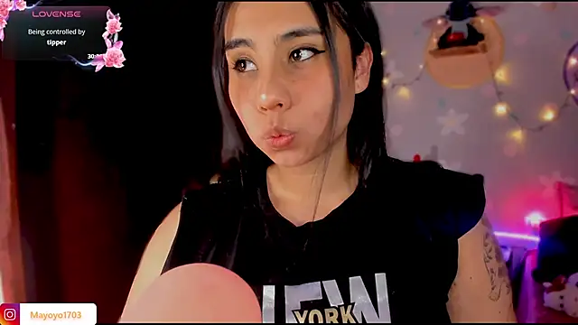 kiki cavilll online show from September 2025 10:35:02 PM