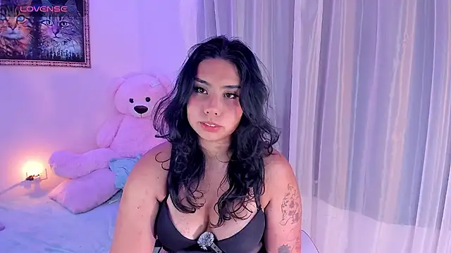 kiki cavilll online show from June 2026 12:00:01 AM