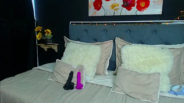 Snapshot of dulce_celeste15 chatting on December 2024 08:54:02 PM dulce celeste15 online show from December 2024 08:54:02 PM