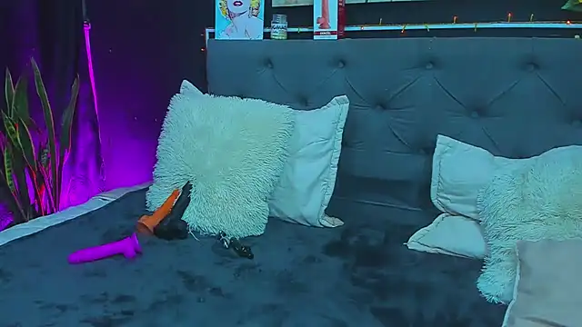 Snapshot of dulce_celeste15 chatting on January 2025 06:17:02 AM dulce celeste15 online show from January 2025 06:17:02 AM