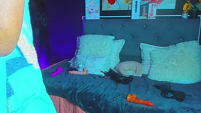 Snapshot of dulce_celeste15 chatting on March 2025 11:05:02 PM dulce celeste15 online show from March 2025 11:05:02 PM