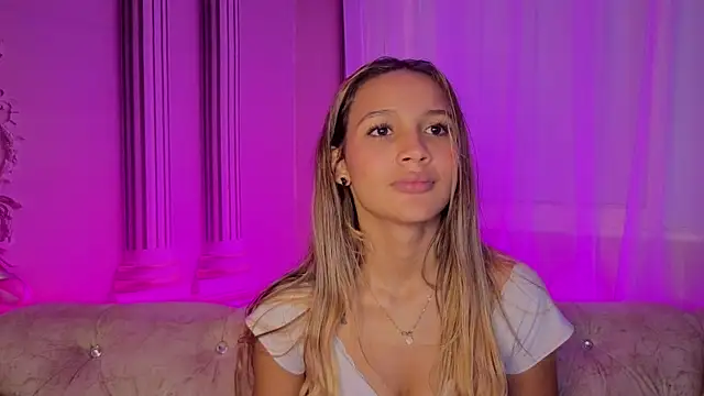 Carohorny4u online show from June 2026 01:28:02 AM