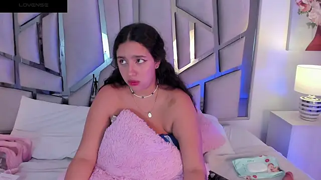 paulette dupont online show from January 2025 06:55:02 AM