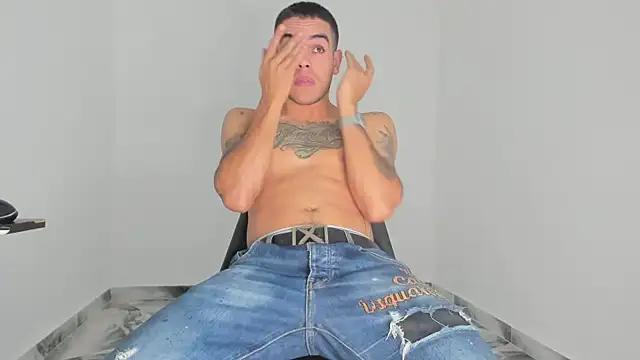 mikee scooth online show from January 2026 08:14:02 PM