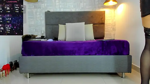 Snapshot of missnatash chatting on November 2025 12:18:01 PM missnatash online show from November 2025 12:18:01 PM